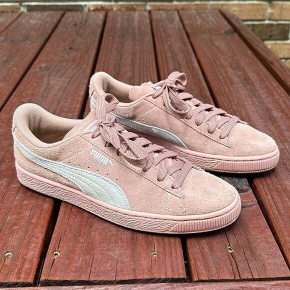 Puma Classics in Pink Suede - Light Pink White - Picture 2 of 8